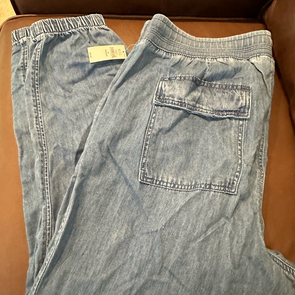 Gap jogger denim pants